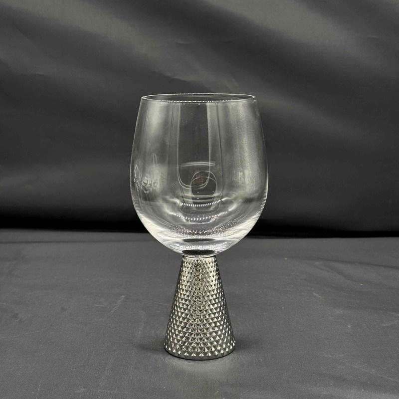 qualidade Conjunto de vidros de vinho de base de diamante com arte moderna estilo único perfeito para refeições elegantes e ocasiões especiais fábrica