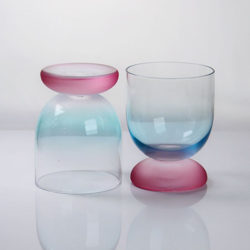 qualidade Copo de vidro de vinho de cristal soprado à mão com base congelada de gradiente de duas cores e capacidade de 300 ml para cocktail de vinho e decoração doméstica fábrica