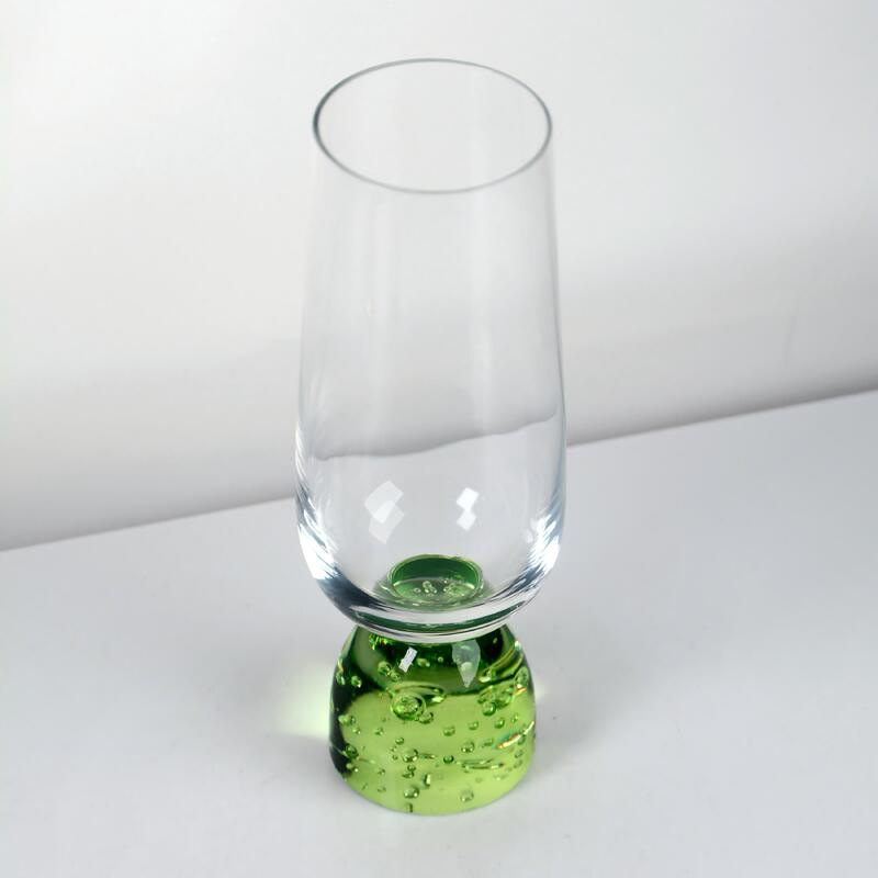 qualidade Copo de vidro de cristal de base de bolhas feito à mão com vidro de cristal livre de chumbo para jantar elegante fábrica
