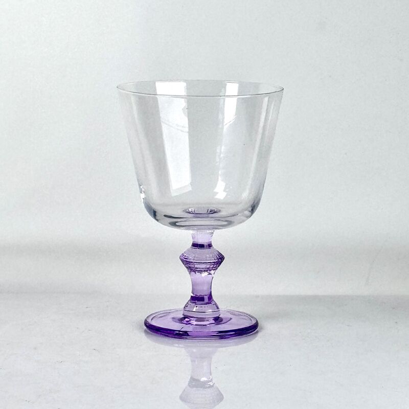 qualidade 4‑Pack Vintage Purple Stem Wine Glasses, Assorted Shapes Clear Cup with Decorative Purple Stem, Handblown Glass Goblets for Wedding Party Home Tabletop Decoration fábrica