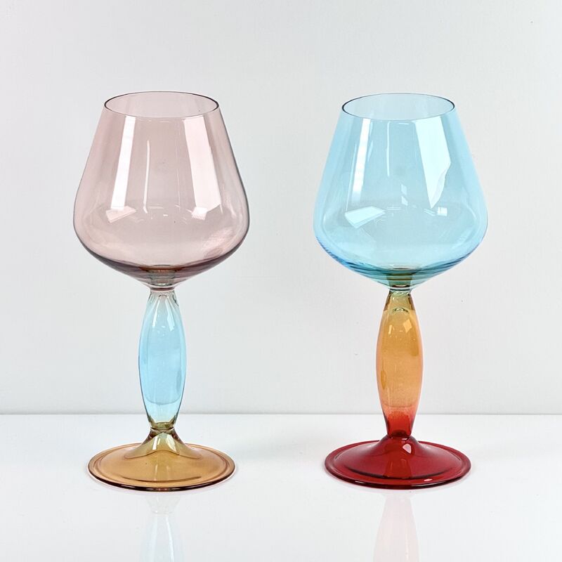 Qualidade Hand-Blown Gradient Color Borosilicate Wine Glasses, Multi-Color Artistic Stem Goblets for Wine, Cocktail, Home Bar & Party Decor fábrica