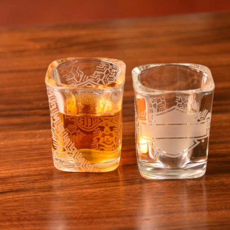 Brands Logo Square Shot Glasses , Wedding Shot Glasses For Sprit Drinking