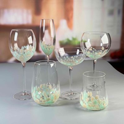 qualidade Marrom personalizado soprado à mão Confetti meio livre de chumbo Cristal de vinho Set de taça de vidro elegante escolha durável para serviço de bebidas fábrica