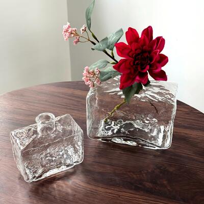 qualidade Rectangular Clear Hammered Glass Vase - Modern Minimalist Decorative Flower Vase for Table Centerpiece fábrica