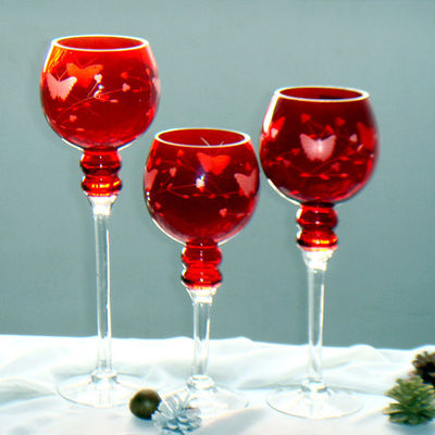 qualidade Candeeiros em forma de tulipa de caule comprido com padrão gravado fábrica