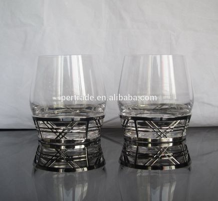 qualidade Retro estilo Metal Base Rock Glass Vidros de uísque feitos à mão, Cristal de uísque fábrica