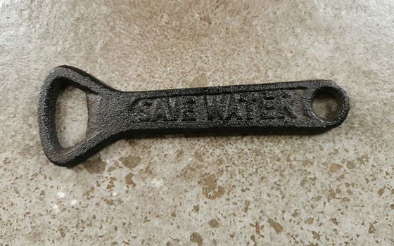 qualidade Exquisitos abertores de garrafas de metal rústicos Artesanato de ferro fundido fábrica