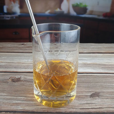 qualidade Copo de mistura de coquetéis sem costura de cristal de 550 ml com corte à mão fábrica