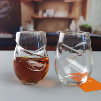 qualidade Vidros de vinho tinto de cristal giratório 250 ml sem caules fábrica